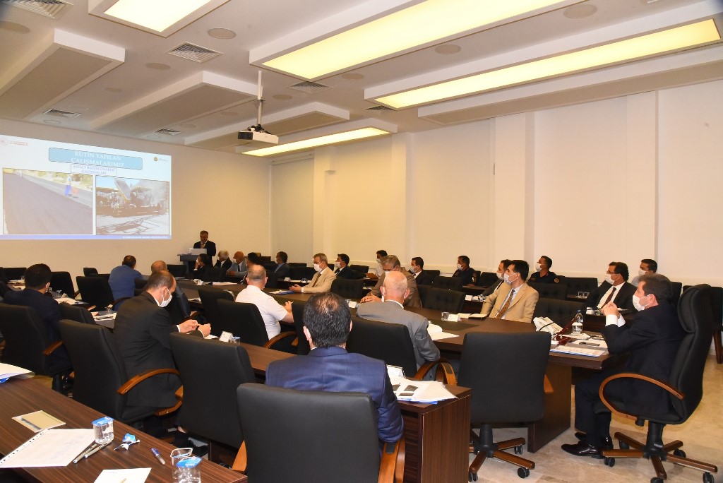 “Trafik kazalarını nasıl azaltırız”toplantısı yapıldı