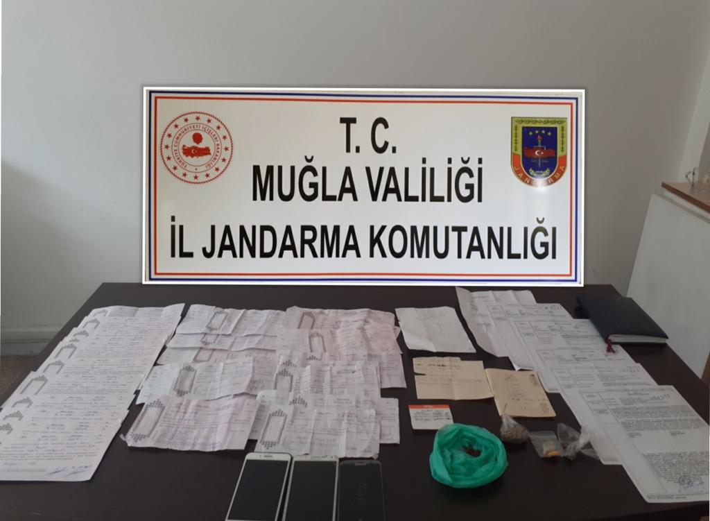 Tefeci operasyonunda ele geçirilenler hayrete düşürdü.