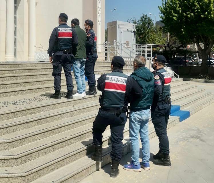 Fethiye’de 2 eve girdiler, JASAT’tan kaçamadılar