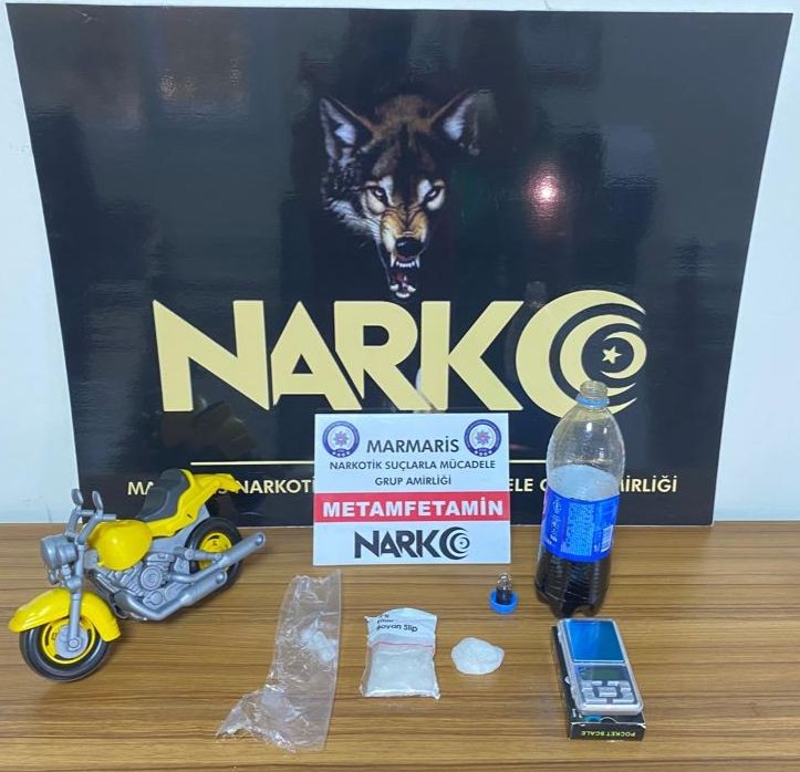 Oyuncak motorun içinden uyuşturucu çıktı