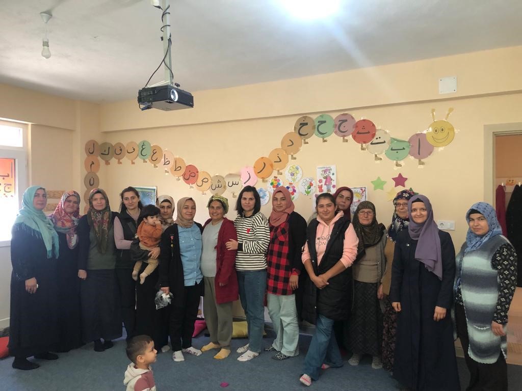 Köyceğiz’de aile değerleri seminerleri sürüyor