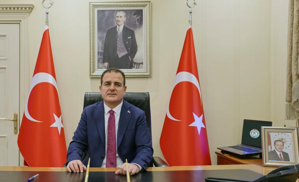 Muğla Valisi Akbıyık’tan Anneler Günü mesajı: “Annelerimiz, hayatımızın en değerli hazineleri”