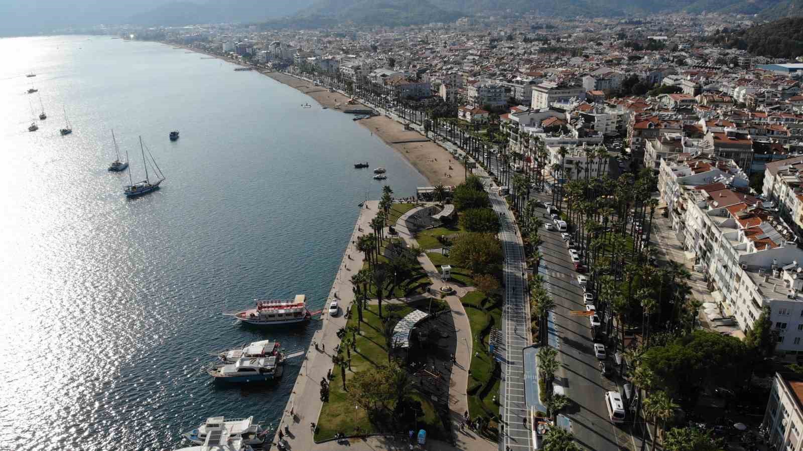 Marmaris yıllar sonra Avusturyalı emeklilere yeniden kavuştu