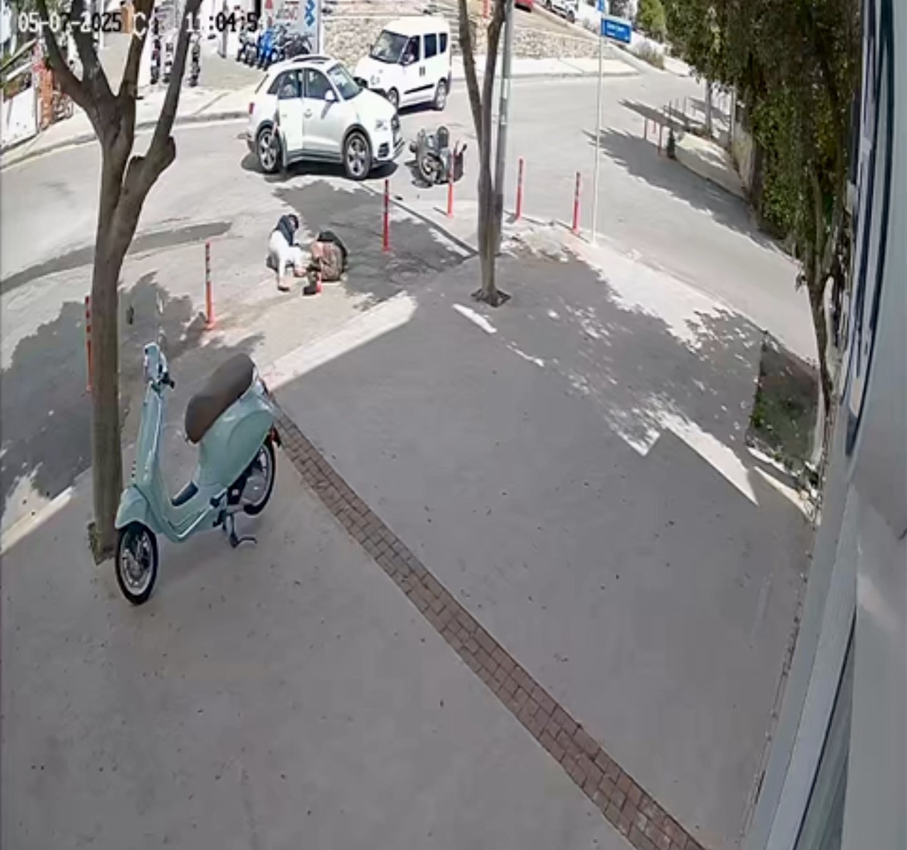 Bodrum’da motosiklet cipe çarptı: 2 yaralı