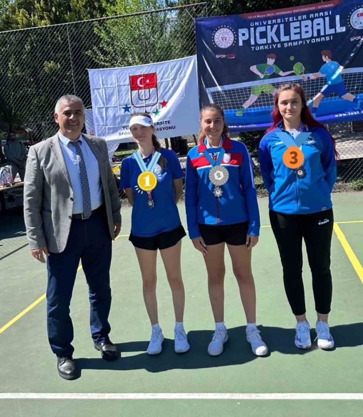 MSKÜ Pickleball takımından gururlandıran başarı