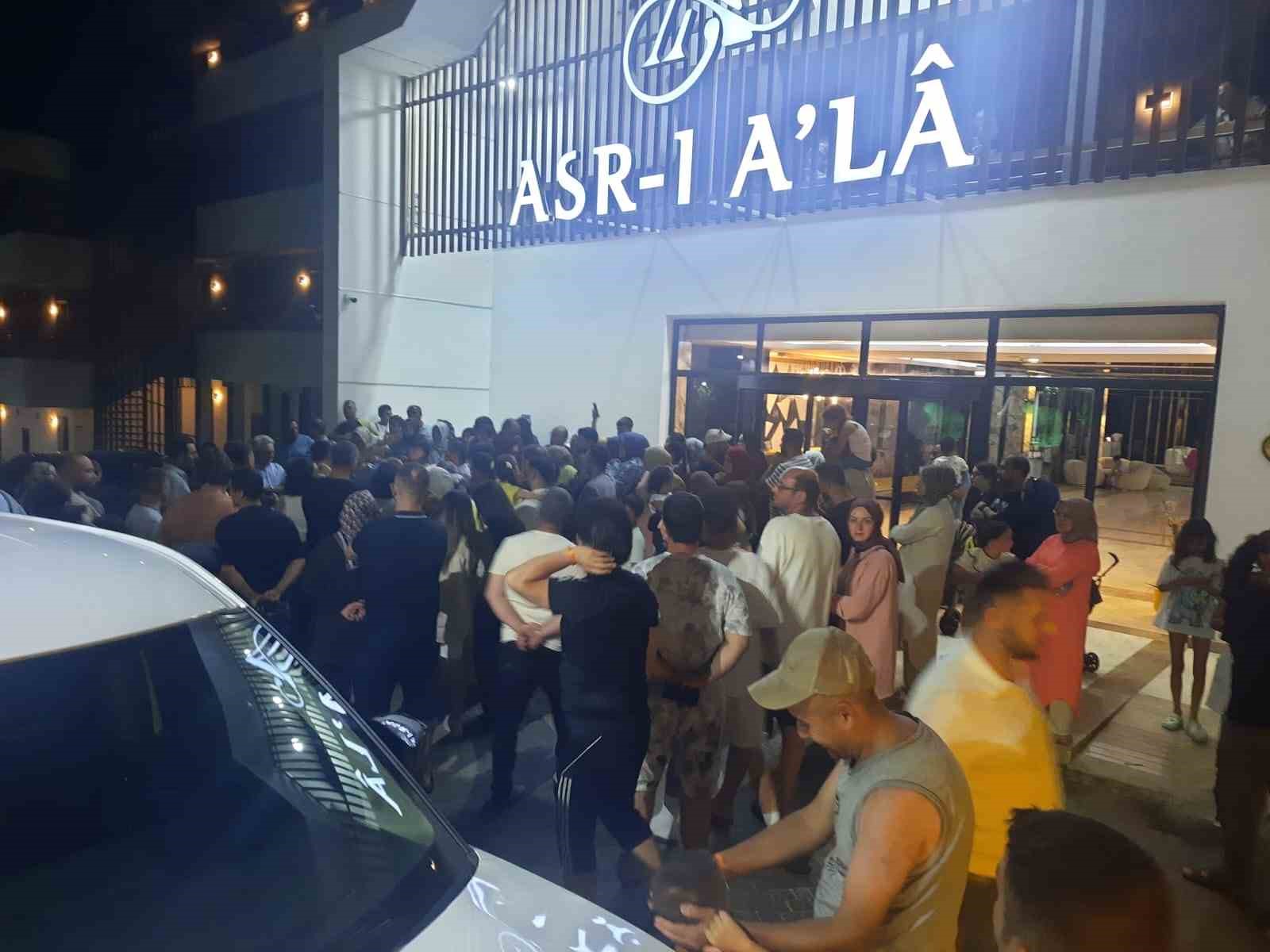 Bodrum’da turistler isyan etti: “Turistler resepsiyonu bastı, tatil yapmak yerine eylem yaptı”