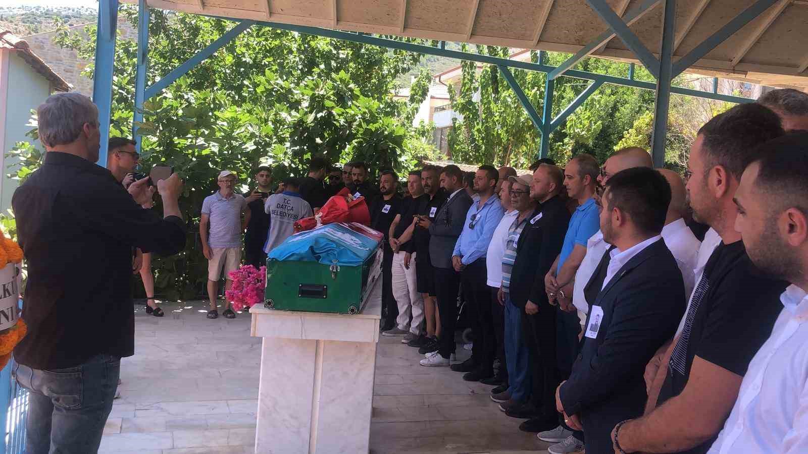 Datça Ülkü Ocakları Başkanı Eren, son yolculuğuna uğurlandı