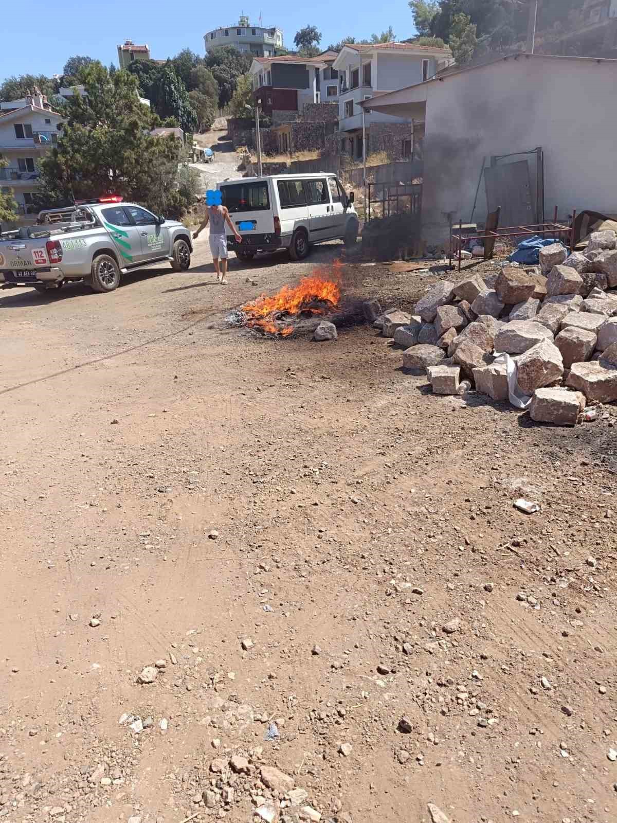 Marmaris’te ormana yakın alanda temizlik ateşi yakan şahıs gözaltına alındı