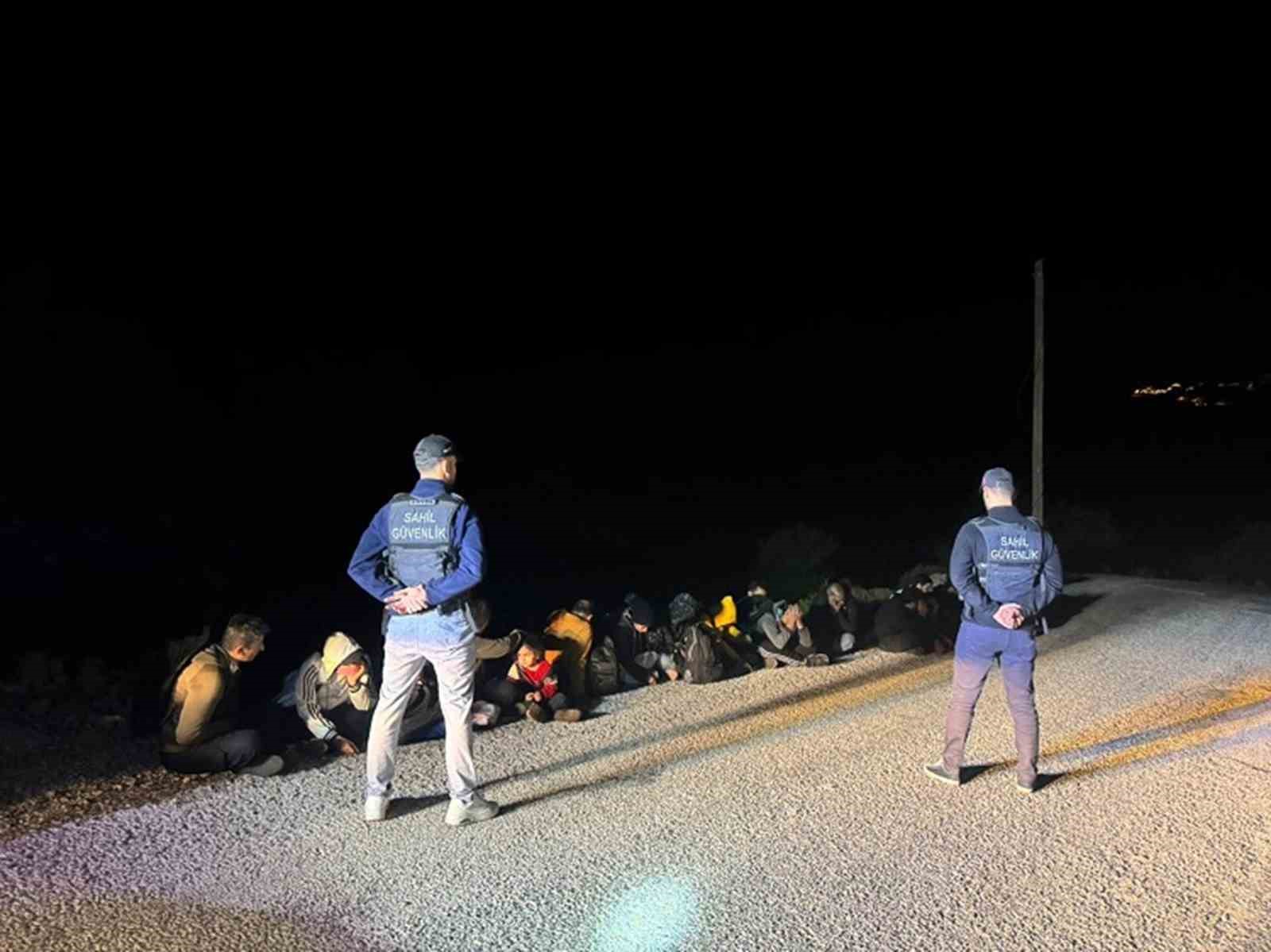 Fethiye’de 40 düzensiz göçmen ve 2 göçmen kaçakçısı yakalandı