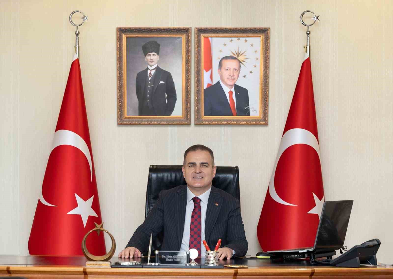 Muğla Valisi Akbıyık’tan 10 Kasım mesajı