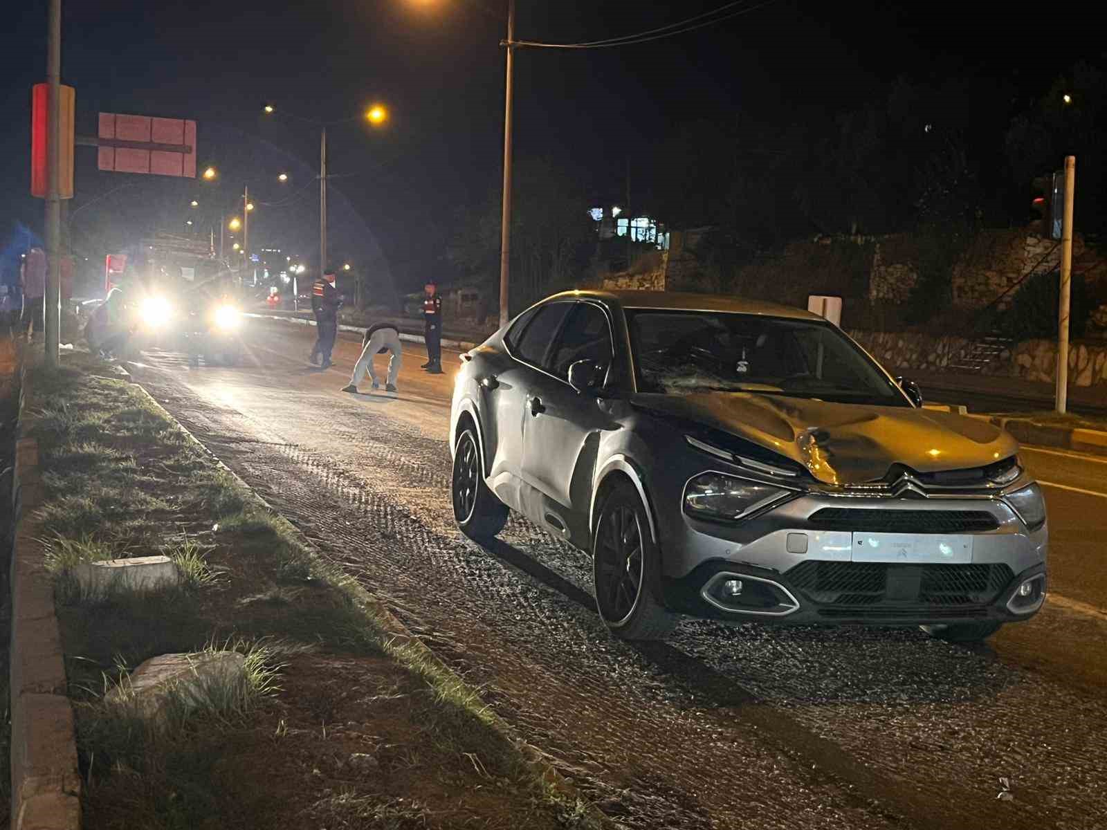 Yatağan’da otomobilin çarptığı çocuk yaralandı