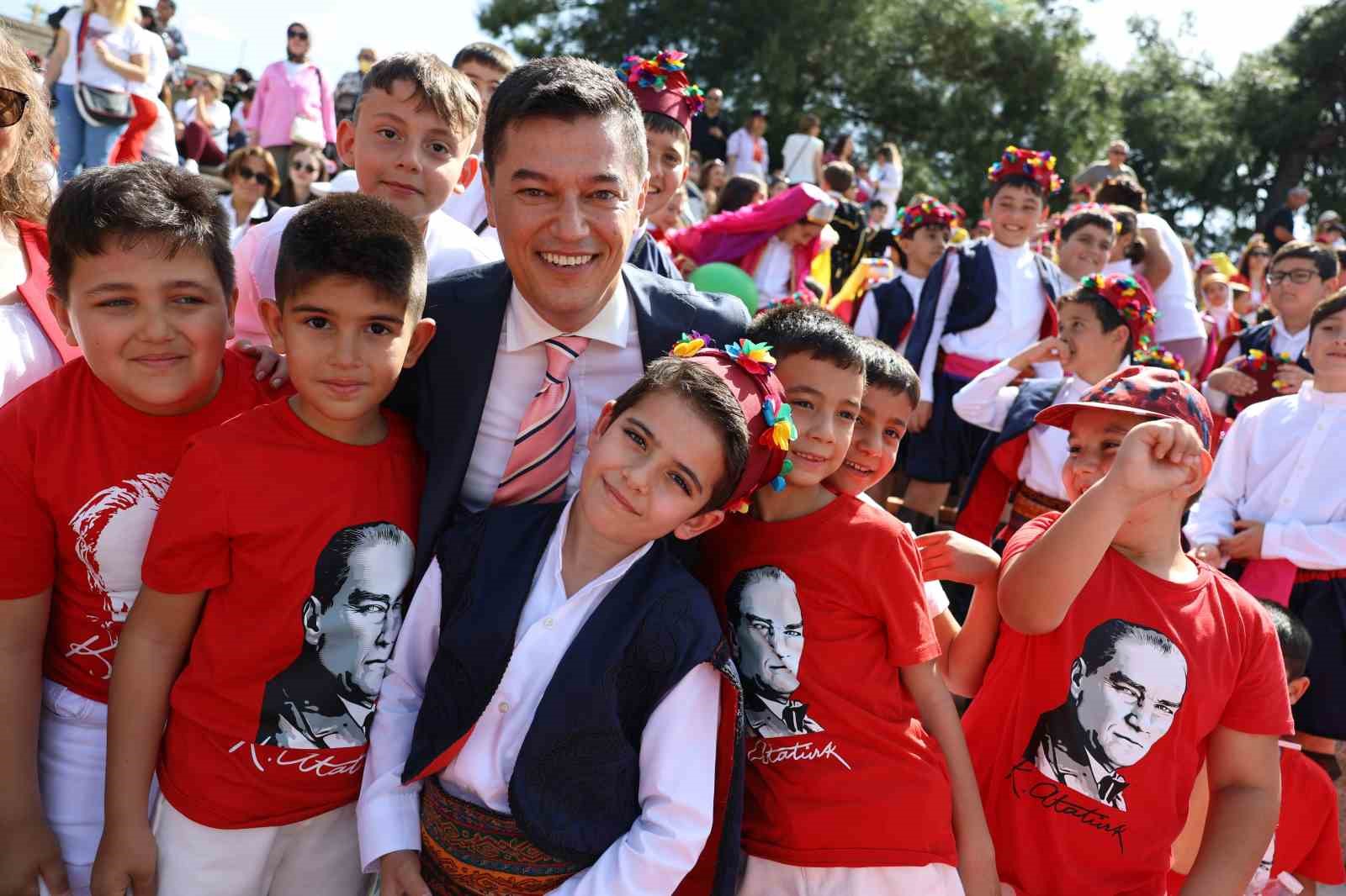 Başkan Acar: “Çocuklarımızın güvenle büyüdüğü bir geleceği kurmak hepimizin sorumluluğudur”