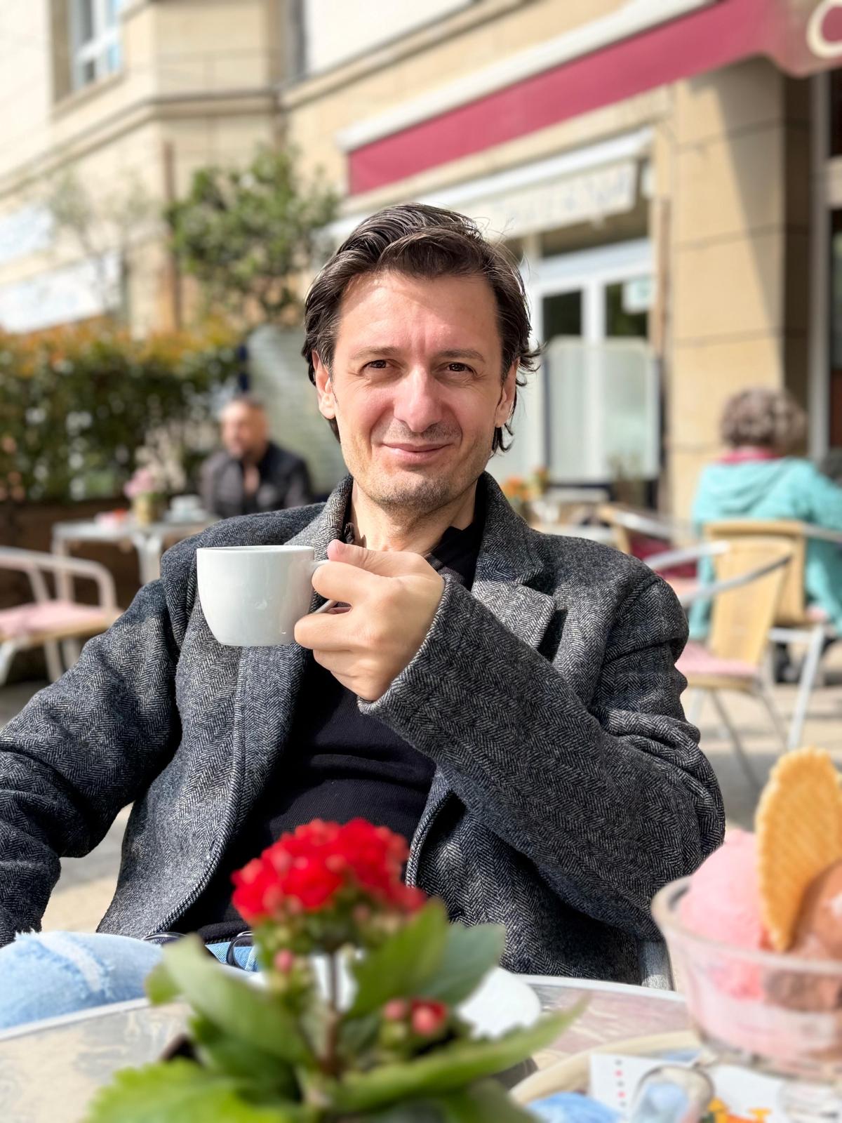 KUŞLAR GİTMESİN