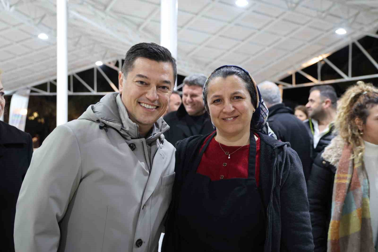 Başkan Ünlü: “Anneler, sevginin ve şefkatin en güçlü temsilcileridir”