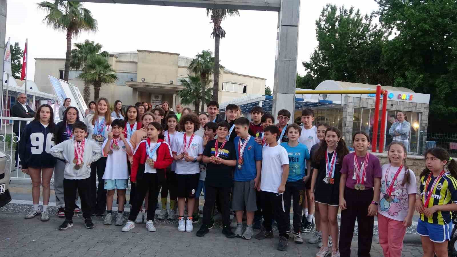 Marmaris’in sporcu çocukları havuz probleminin çözülmesini istiyor