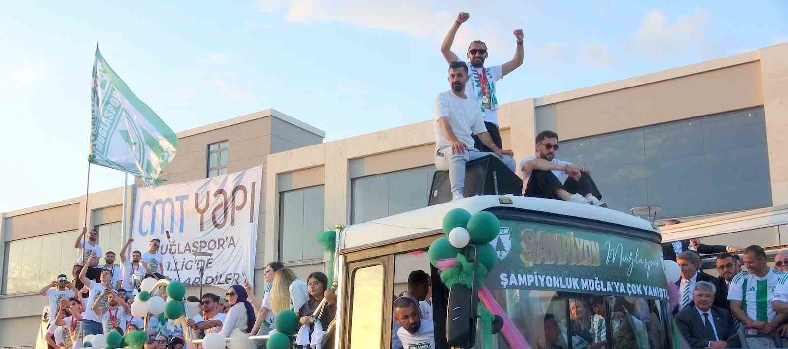 Muğlaspor 1. Lig’i kutladı