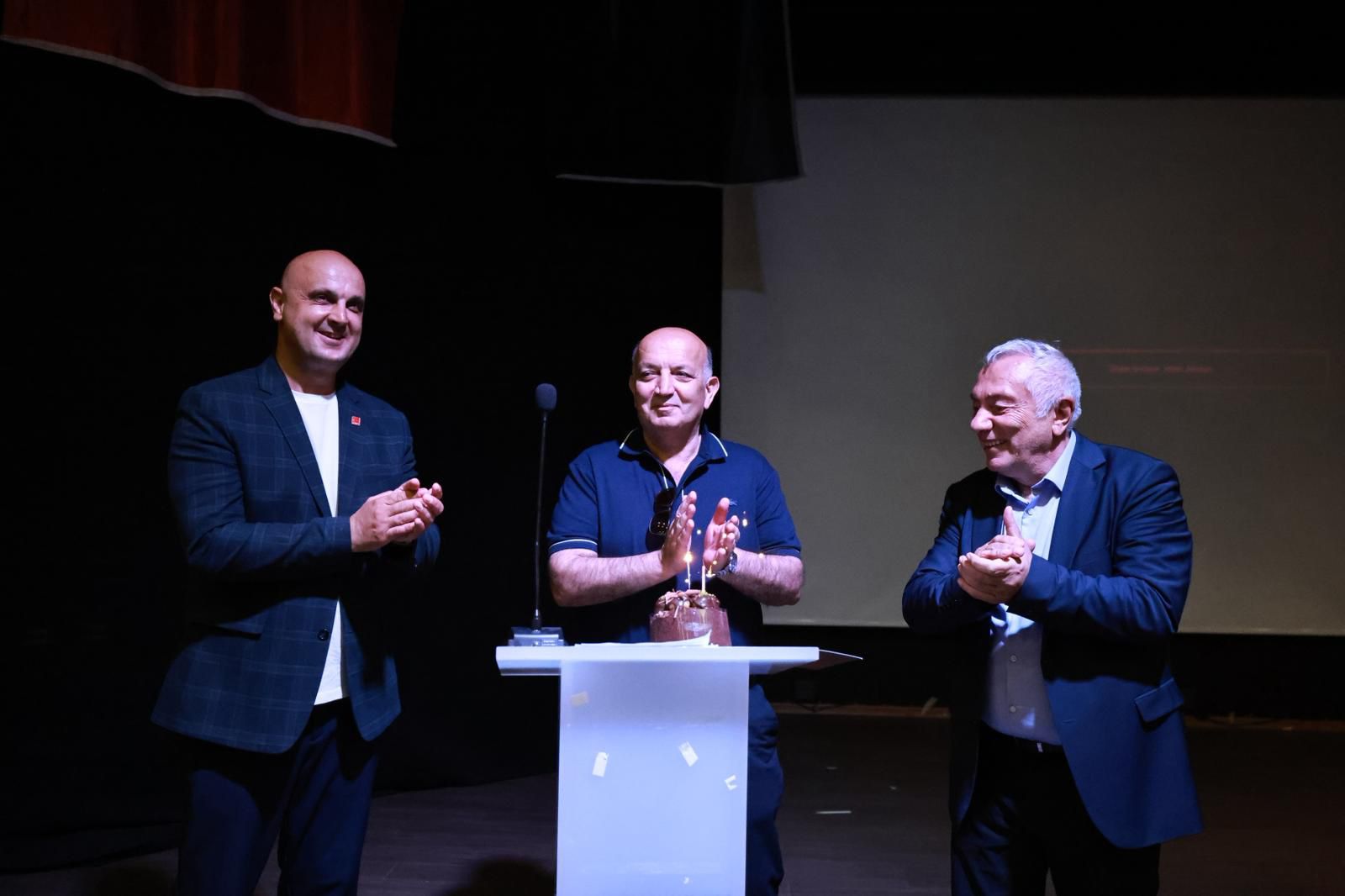 CHP BODRUM İLÇE ÖRGÜTÜ: “GENEL BAŞKANIMIZ ÖZGÜR ÖZEL’İN YANINDAYIZ”   