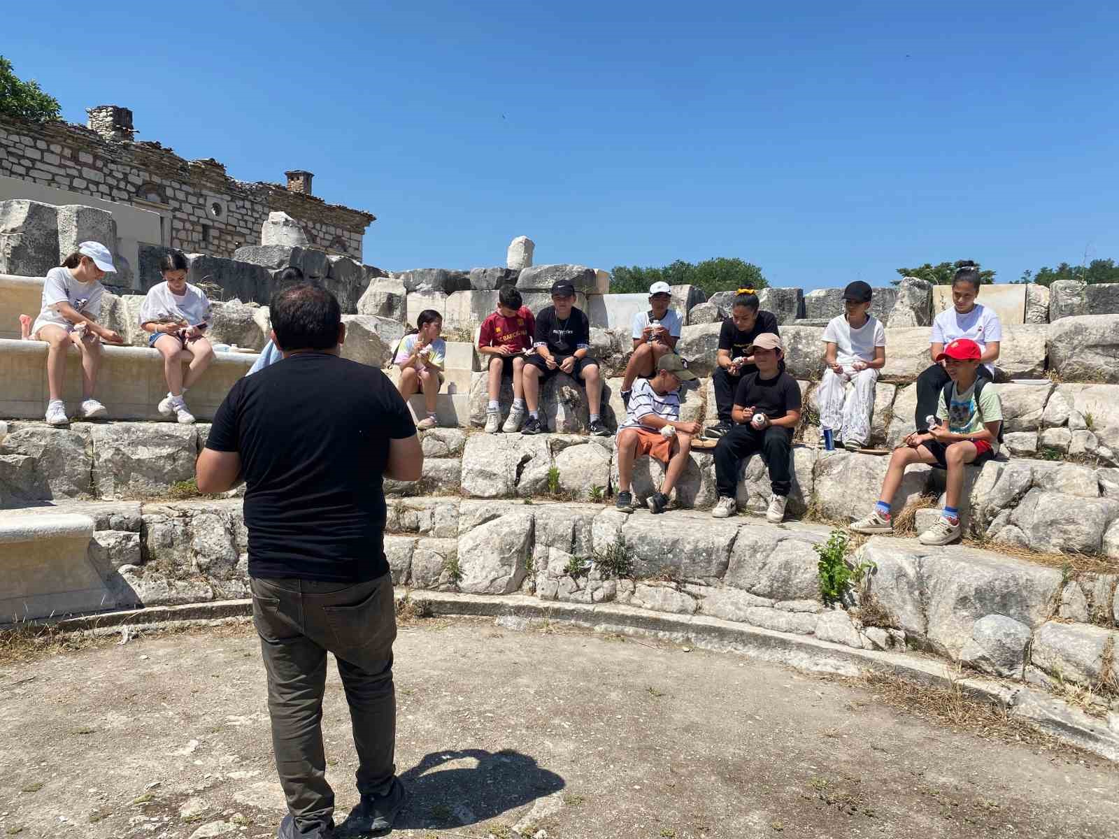 Menteşeli gençler tarih ve sanatla buluştu