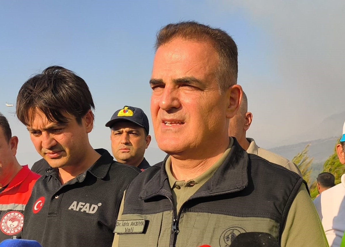 Vali Akbıyık: “6 mahallede 600’ün üzerinde vatandaşımızı tahliye ettik”