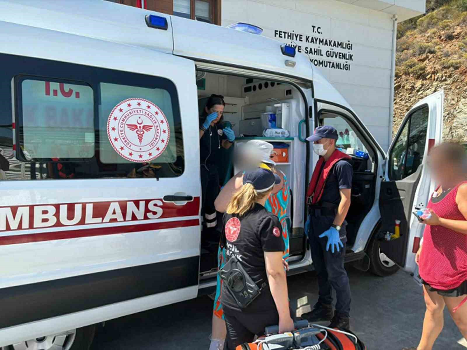 Ticari yatta yaralanan vatandaş için tıbbi tahliye
