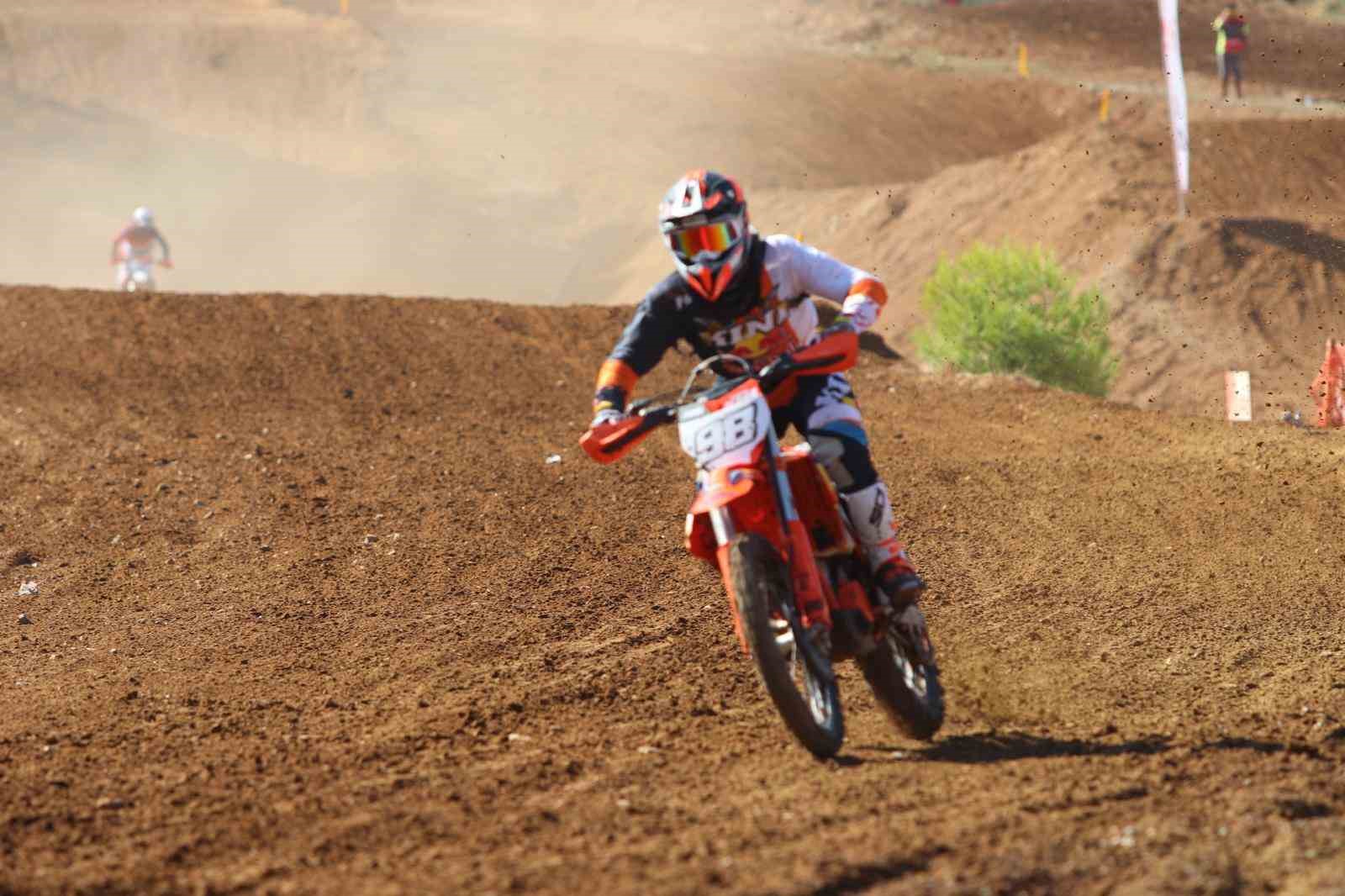 Fethiye’de motokros heyecanı sezon finaliyle zirveye çıktı