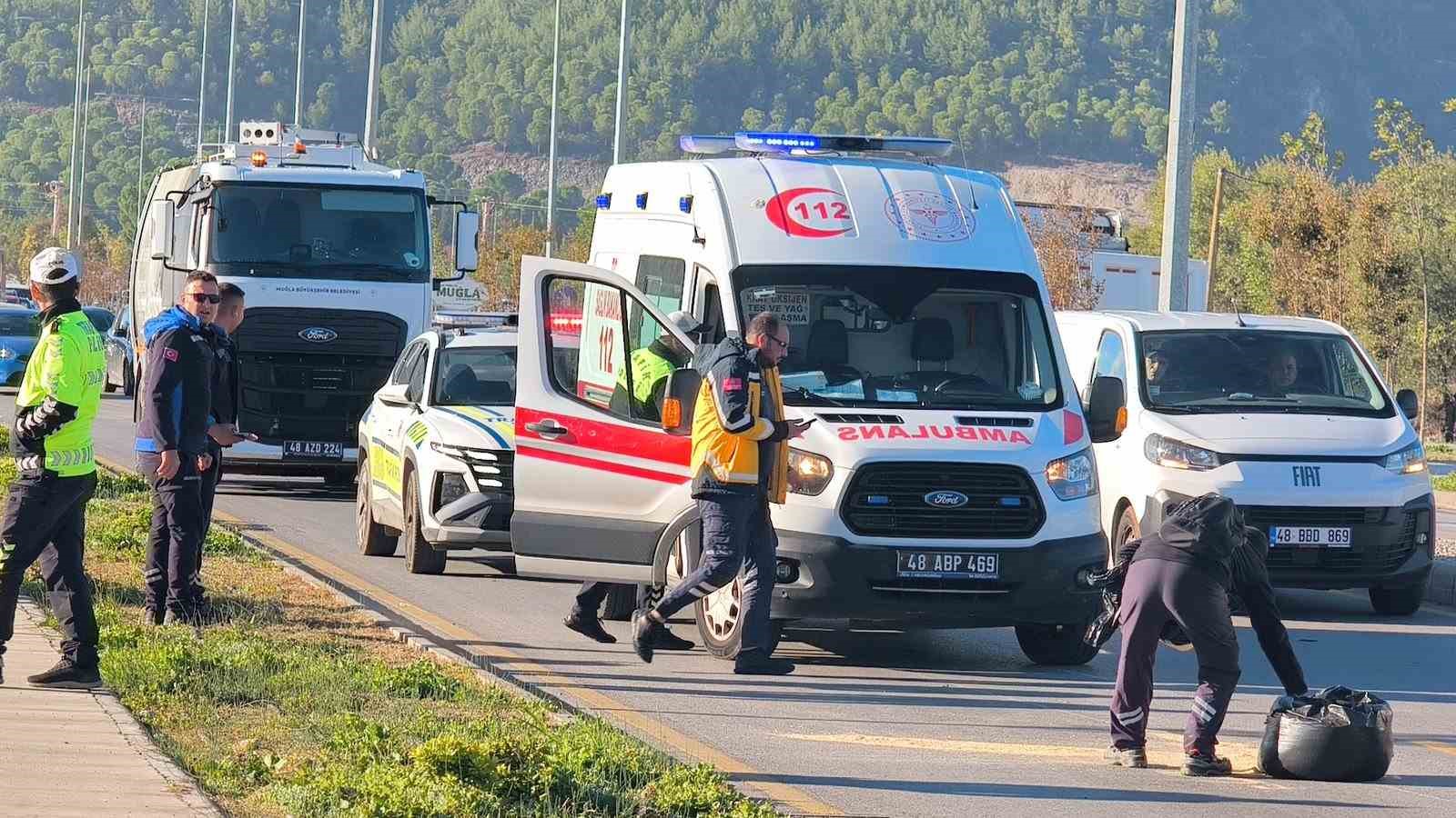 Muğla’da motosiklet ile otomobil çarpıştı: 1 yaralı